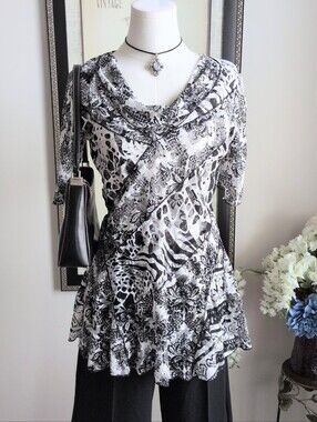 Feratelli Black & White Mesh Lace Tunic Top Size M